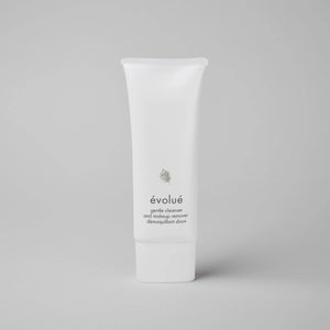 évolué Gentle Cleanser / Makeup Remover 溫和卸妝潔面膏